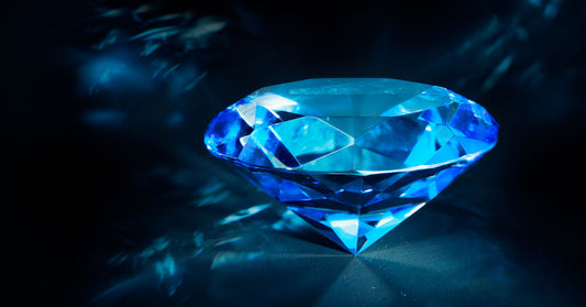 Diamond Fluorescence: How It Affects Value and Appearance